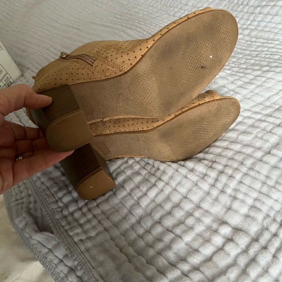 Old Navy perforated peep toe booties - Picture 4 of 7